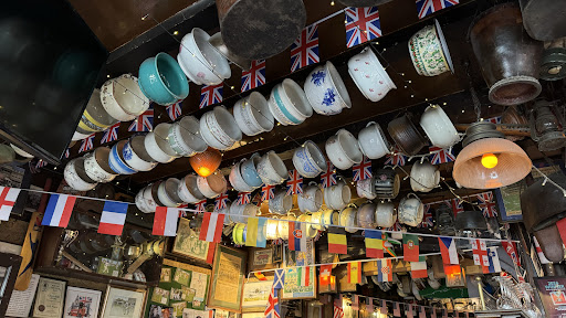 The Churchill Arms, Kensington Gallery - United Kingdom