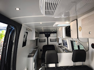 Photo n°29 de Neuvan /Aménagement vans/Camping-car/Food-truck / Réparation Vans/Camping-car/Food-truck à Pechbonnieu (Agenceur)