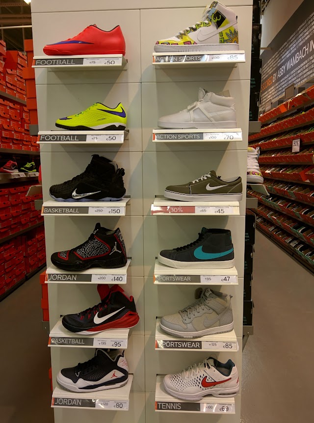 Nike Factory Store Marseille - Closed