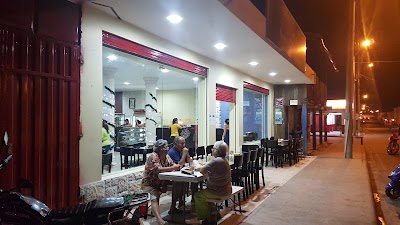 Photos of D'to&ntilde;ito