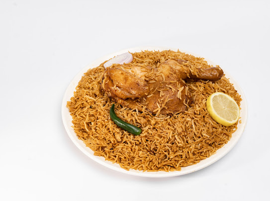 مطعم مقفول للأكلات الشعبية - صورة 4