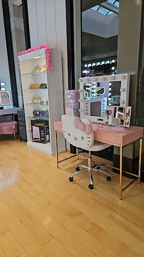PRINCESS VANITY - Visual