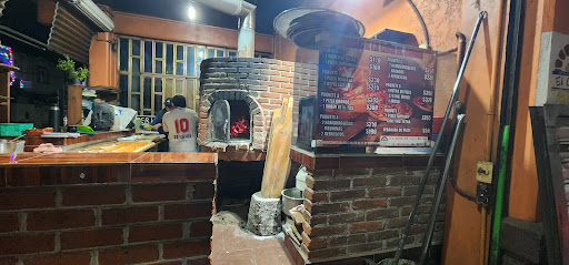 Pizzas a la leña "El Chino" - Thumbnail
