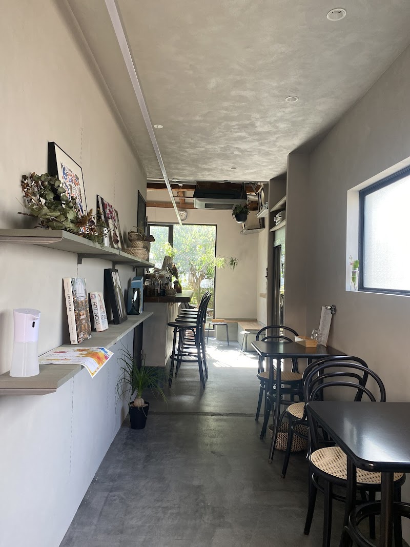 Love Saves the Day Zushi / ラブ セイブズ ザ デイ 逗子