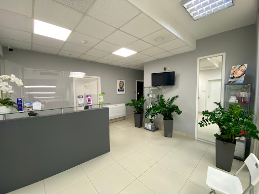 ""Aesthetica"" The Cabinet of dentistry and Aesthetic Medicine