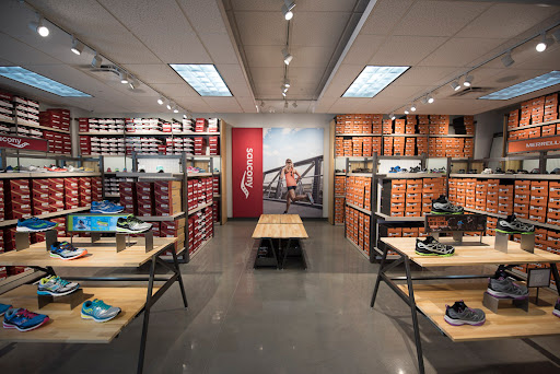 Wolverine Company Store Canada - Thumbnail