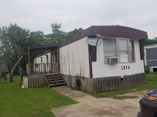 Willow Manor Mobile Home Park - Thumbnail