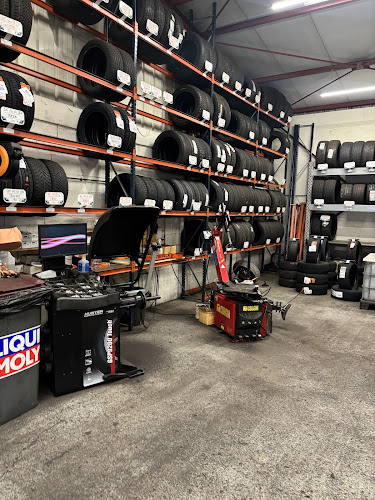 Le Marché du Pneu - Atelier de réparation automobile