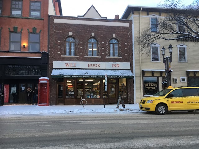 Wee Book Inn