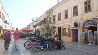 Photos of Xhamia e Madhe