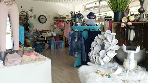 SISTERS fashion & style Gallery - Germany