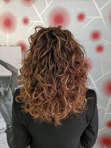 KB Salón & Barber - Thumbnail