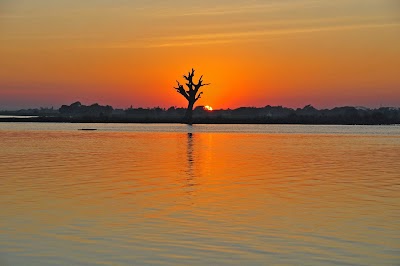 Photos of Taung Tha Man Lake