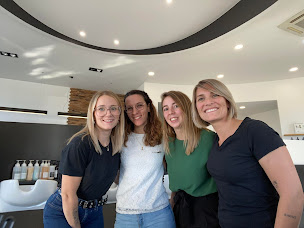 Photo n°6 de C'mon salon à Chasseneuil-du-Poitou (Salon de coiffure)