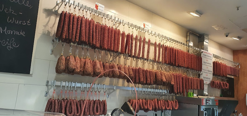 Echte ahle Wurscht vom Dorfe im City Point Kassel photo