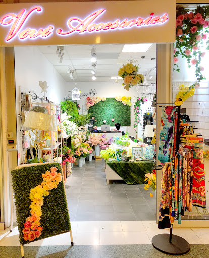 Vivi accessories