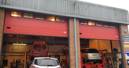 Towcester Tyres - Visual