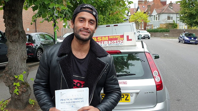 Reviews of Driving Lesson E10 E11 E17 E18 in London - Driving school