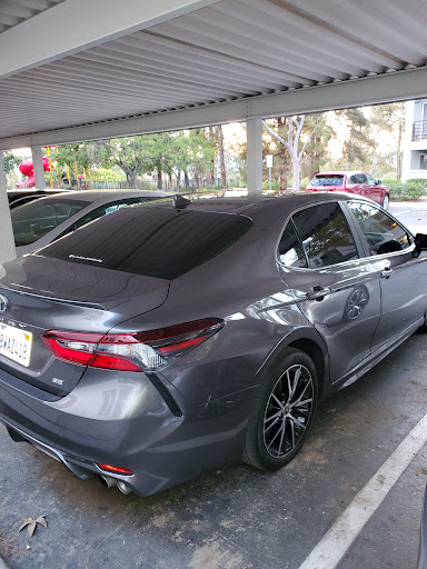 Diamond Star Auto Glass and Tint - Lake Elsinore Gallery - United States