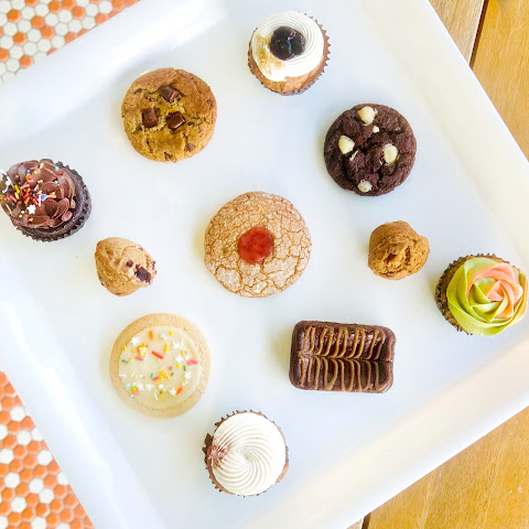 Awesome Bites Co. by null