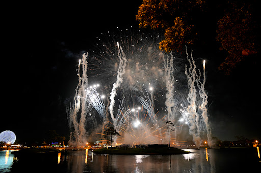 World Showcase Lagoon - Visual