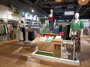 Photo n°2 de Vib's (Cache Cache - Bonobo - Bréal) à Saint-Martin-Boulogne (Magasin de vêtements pour femmes)