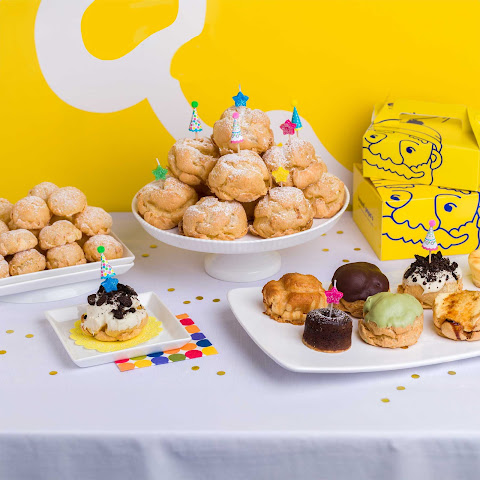 Beard Papa's by null