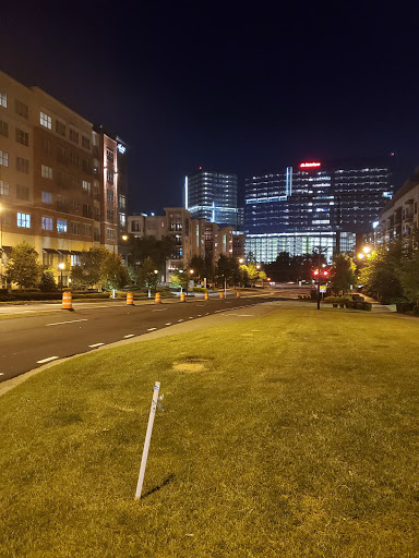 Hammond Dr NE & Peachtree Dunwoody Rd - Thumbnail