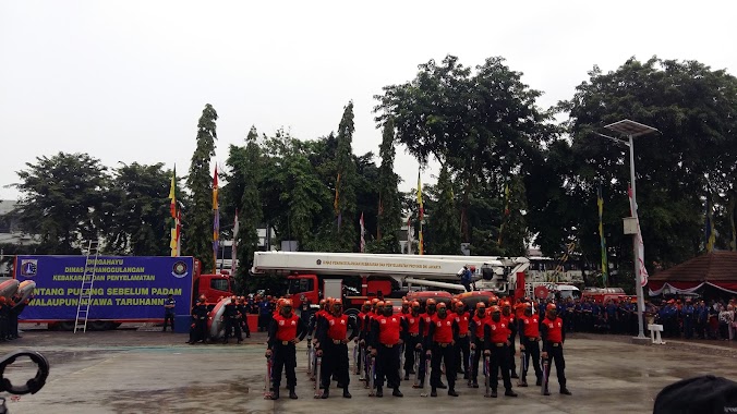 Dinas Pemadam Kebakaran DKI Jakarta, Author: mirai ocha