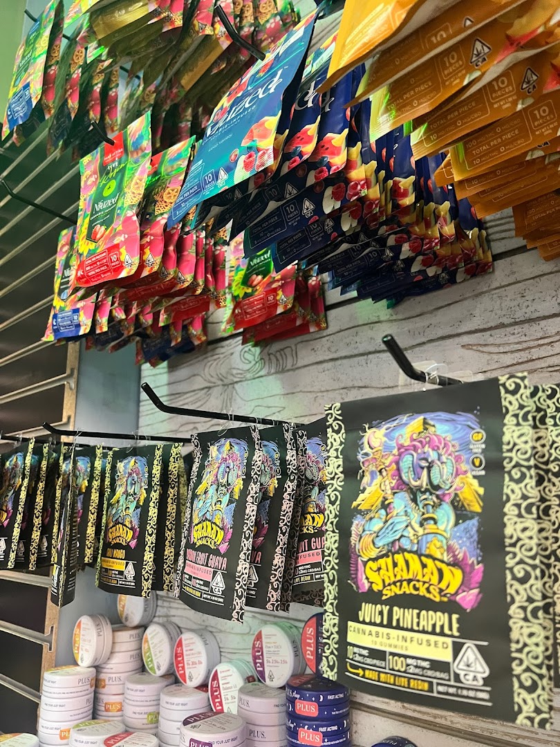 A Green Alternative Recreational Cannabis Dispensary photo 5