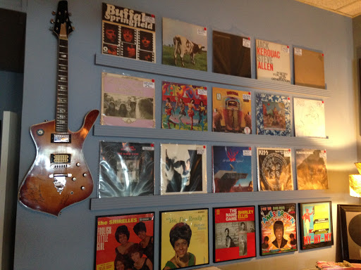 Top Five Records - Visual