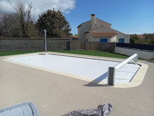 Photo n°33 de Piscines Excellence à Château-Guibert (Magasin de matériel pour piscines)