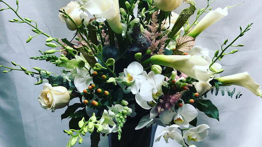 Twigs Floral Design Studio - Thumbnail