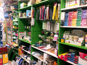 Photo n°1 de Librairie papeterie de l'enseignement à Marseille (Magasin de fournitures scolaires)