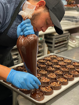 The Conche Chocolate & Cake Studio by null