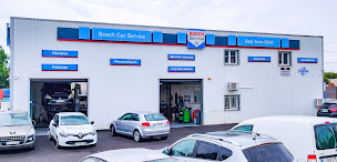 Photo n°15 de rep auto 2000 à La Farlède (Magasin de pneus)