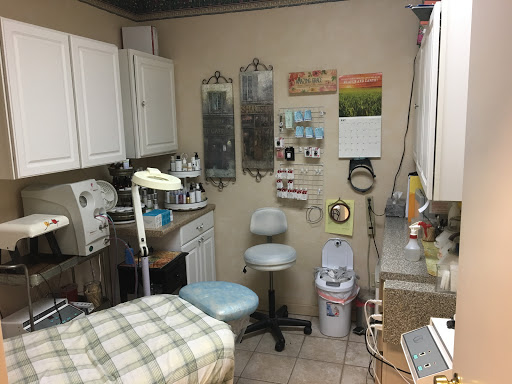 Hands of Life Day Spa