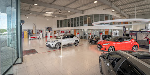 Photo n°36 de Toyota - GCA - Cholet à Cholet (Vendeur de voitures d'occasion)