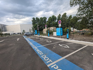 Photo n°5 de Borne de recharge Powerdot à Bègles (Borne de recharge de véhicules électriques)