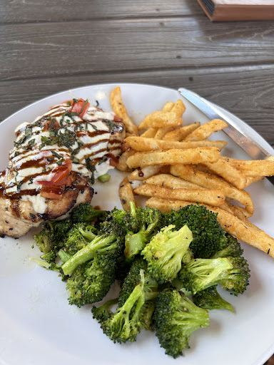 Grind Gastropub & Kona Tiki Bar - Thumbnail