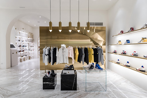 FOOTDISTRICT - Visual