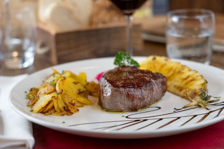 Ladin Restaurant by null