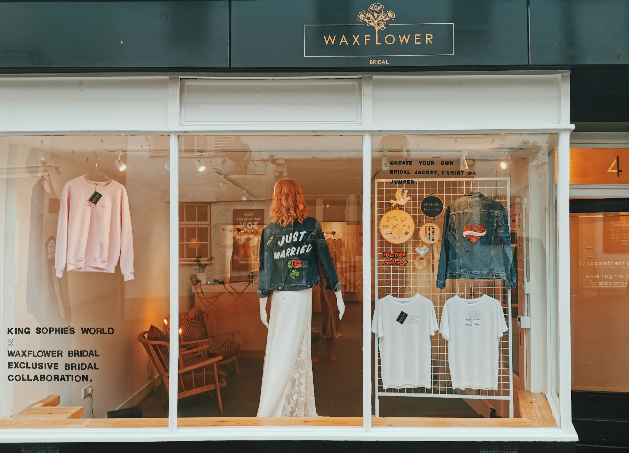 Waxflower Bridal - Bridal Fashion - photo 1