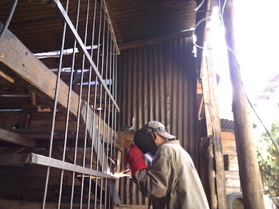 Photos of Taller De Herrer&iacute;a "Alexander "