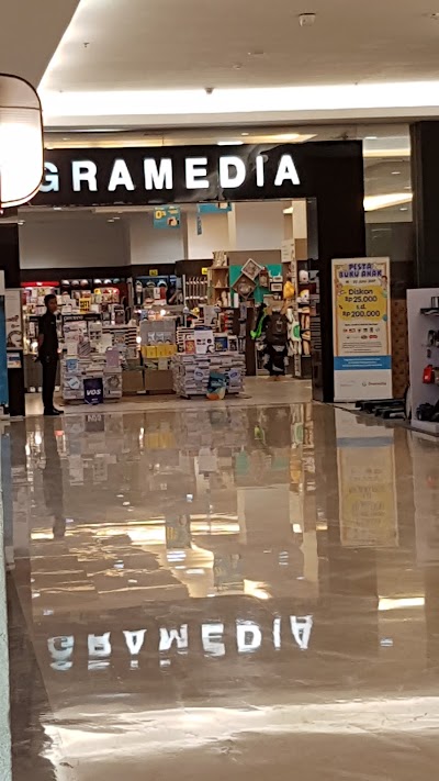 Photos of Gramedia Alam Sutera