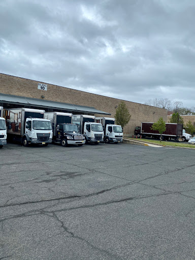 Upper Class Warehouse - Visual