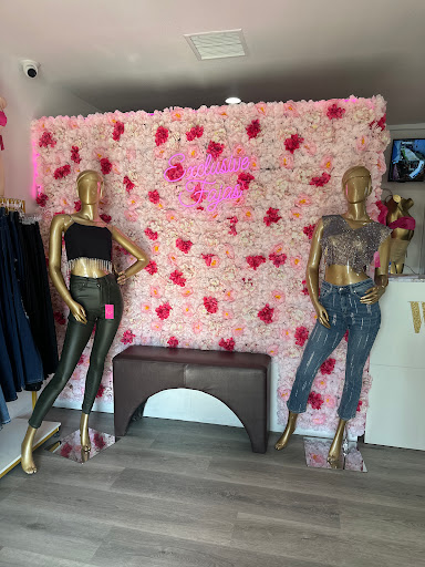 Exclusive Fajas and Fashion Gallery - United States
