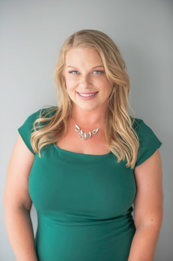 Robyn Yeker, REALTOR | Real Estate Unlimited - Thumbnail