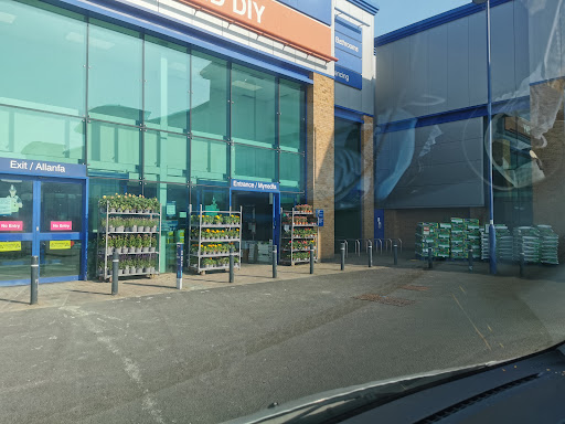 Wickes Caerphilly - Visual