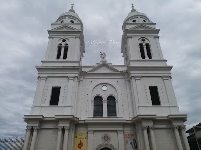 Photos of Igles&iacute;a De La Dorada